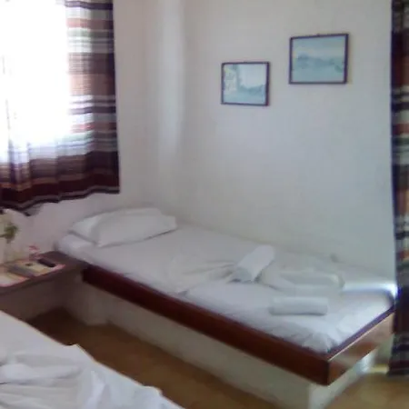 Apartment Alexandros *